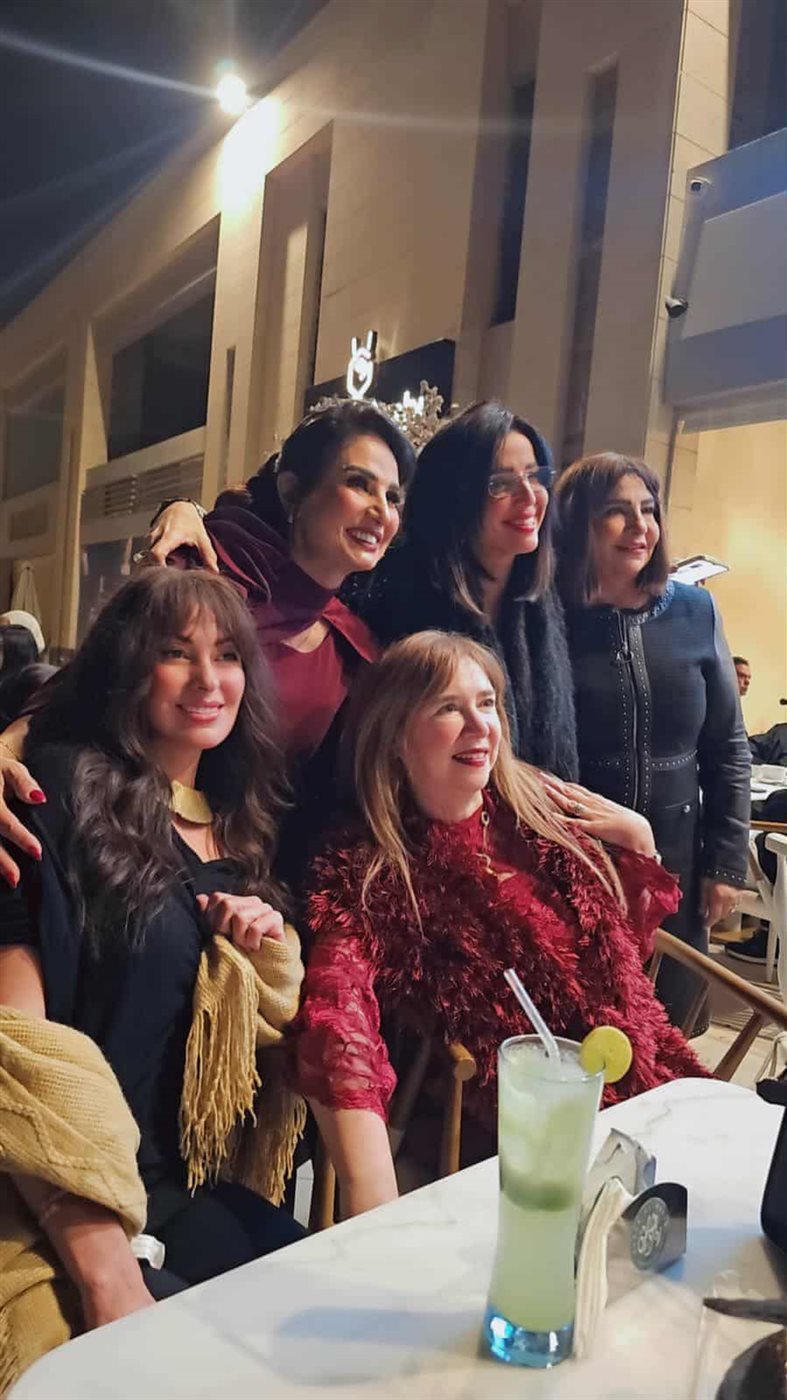 من احتفال بعيد ميلاد أبنت الفنانة امل رزق لمي كتكت