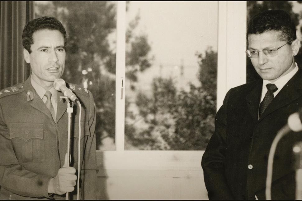 بابا والقذافي