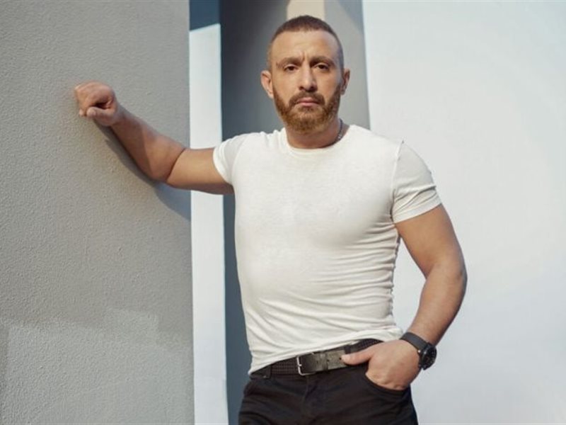 إطلاق اسم أحمد السقا على الدورة الـ 14 من مهرجان الإسكندرية المسرحي الدولي