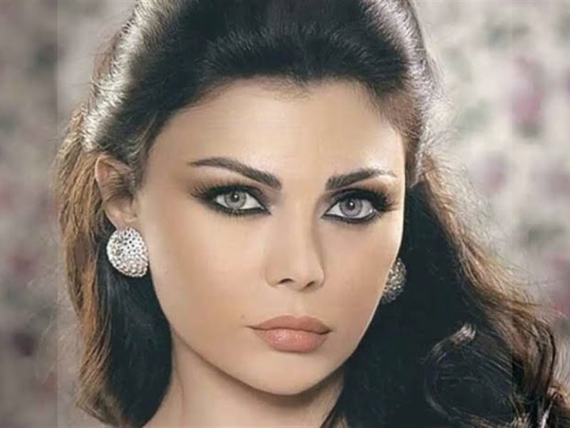 عقاباً على دعمها لشيرين عبد الوهاب.. “روتانا” تحذف أغاني هيفاء وهبي والمطربة تلجأ للقضاء