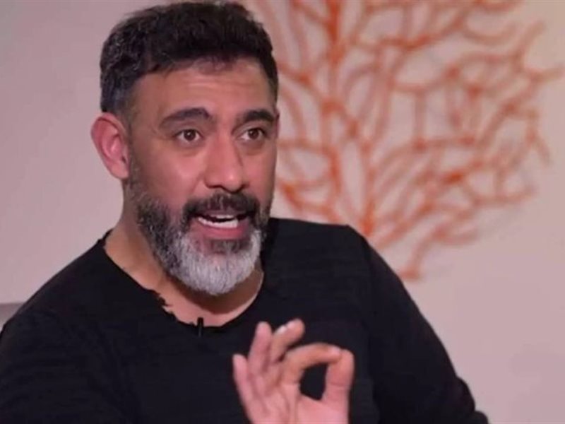 “كل إنسان يتحمل مسؤولية كلامه”.. عمرو مصطفى يقرر مقاضاة 4 أشخاص للتشهير بسمعته