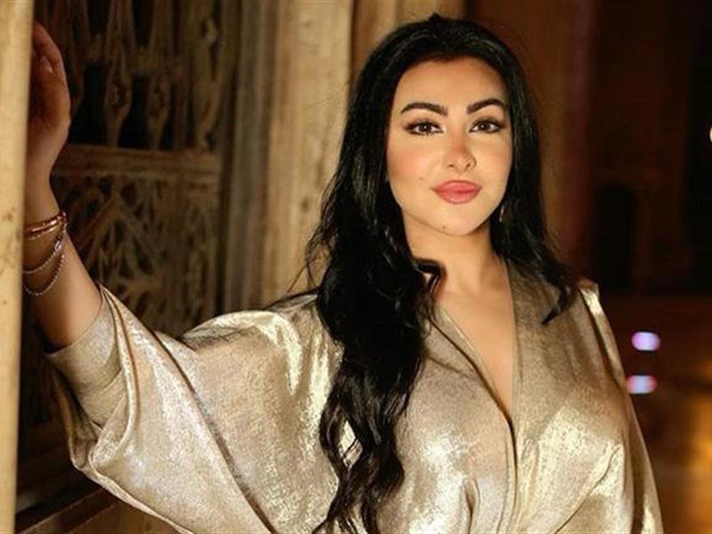 بعدما كان سبب شهرتها وهجرته.. ميرهان حسين تعود للغناء