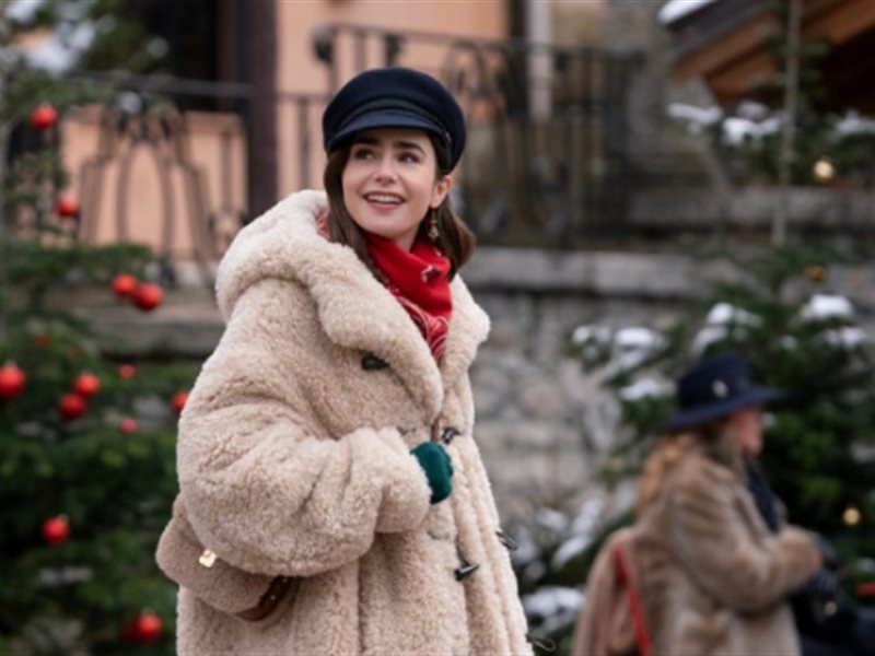 مجوهرات النجمات في “إيميلي في باريس” من “جود بن حليم”