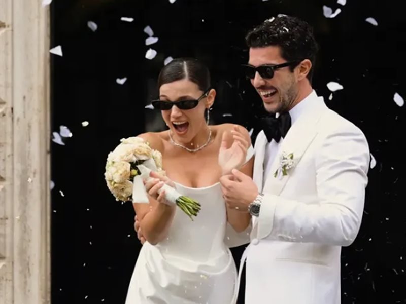 بينار دينيز وكان يلدرم يحتفلان بزفافهما في إيطاليا