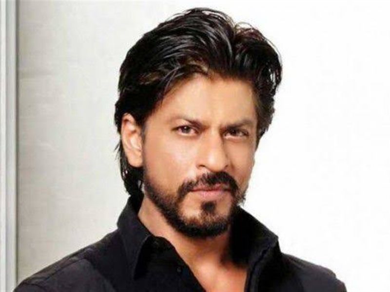 وصول شاروخان أبو ظبي لحضور حفل توزيع جوائز IIFA