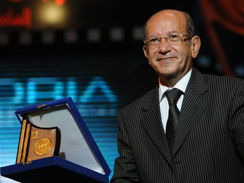 خاص.. لطفي لبيب يكشف سبب تراجعه عن قرار اعتزال التمثيل