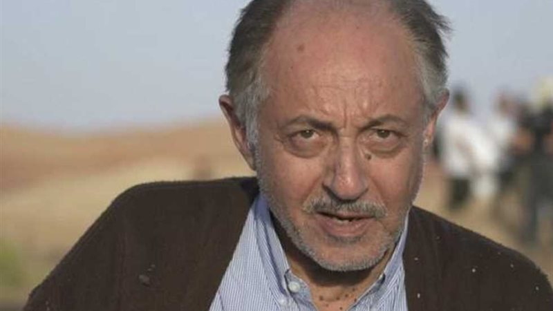 عبدالعزيز مخيون