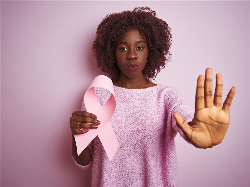 أكتوبر الوردي.. أعراض سرطان الثدي التي لم يخبرك أحد عنها