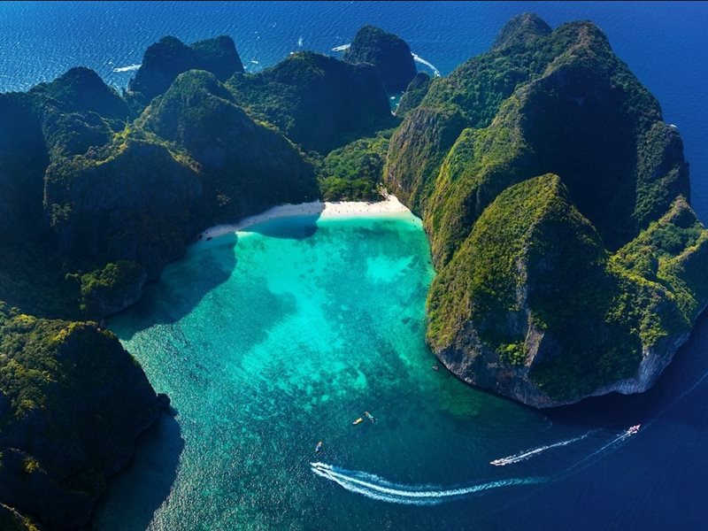 تعرف على أجمل  الجزر السياحية التي تجمع بين الاسترخاء والاستمتاع بالطبيعة 