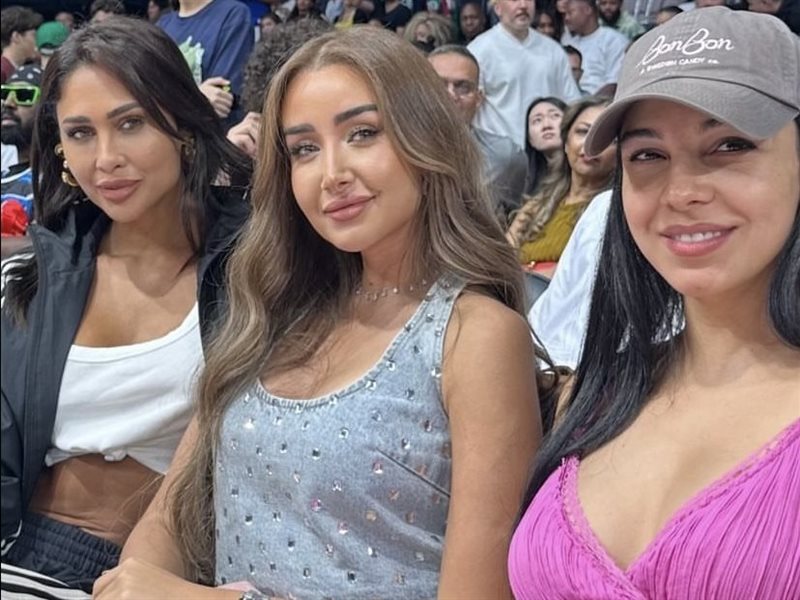 شاهد هنا الزاهد وسلمى أبو ضيف وويجز يشاهدون مباراة كرة السلة للدوري الأمريكي (صور) 