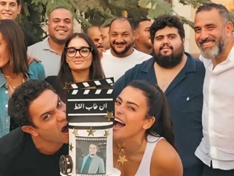 أسماء جلال بطلة 