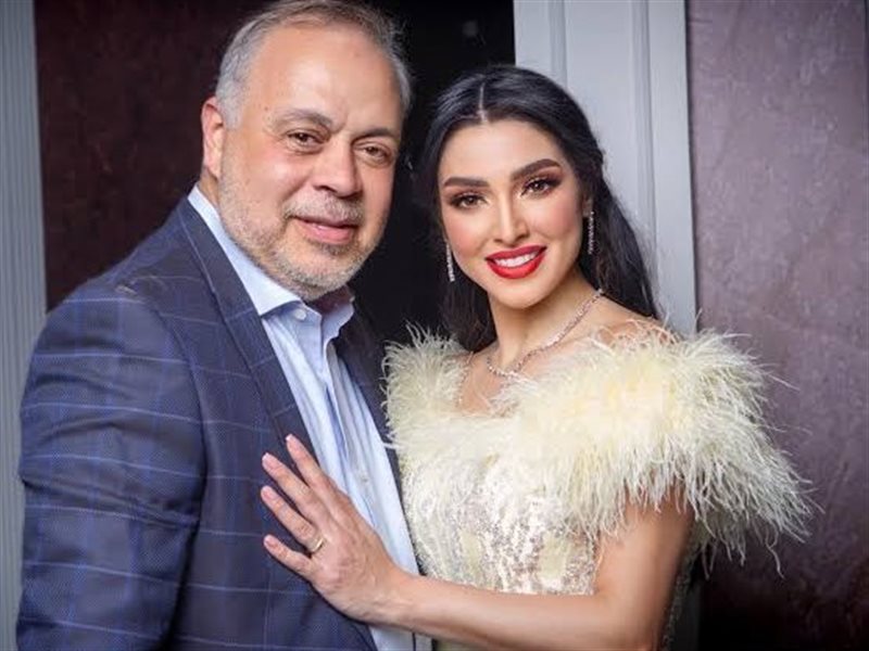 خاص.. أشرف زكي: روجينا شريكة نجاحي وأدين لها بكل الفضل بعد ربنا 