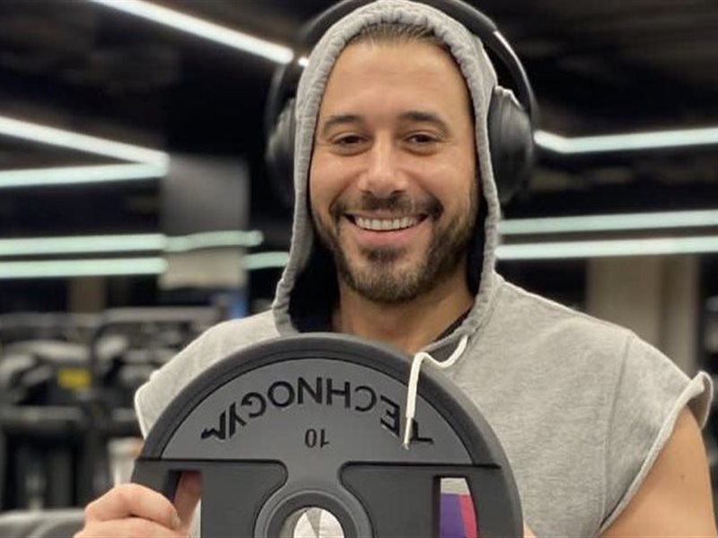 أحمد السعدني يتعاقد على مسلسل