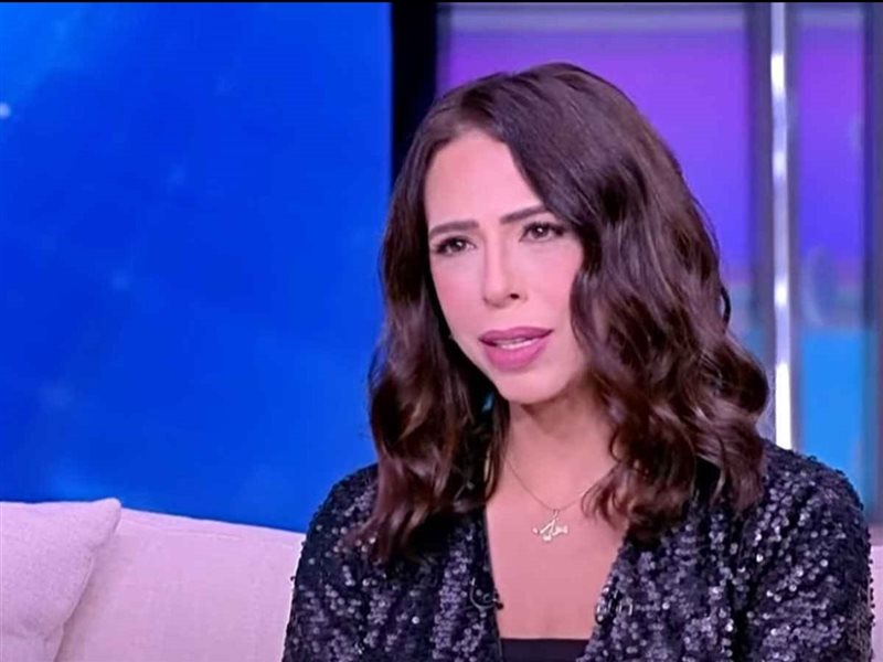 بعد لقاء جيهان سلامة.. ما المرض النادر الذي عانت منه 