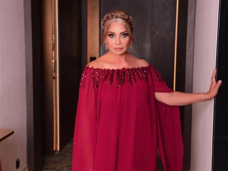 سوسن بدر تخطف الأنظار بجمالها المصري في أحدث ظهور لها بالرياض