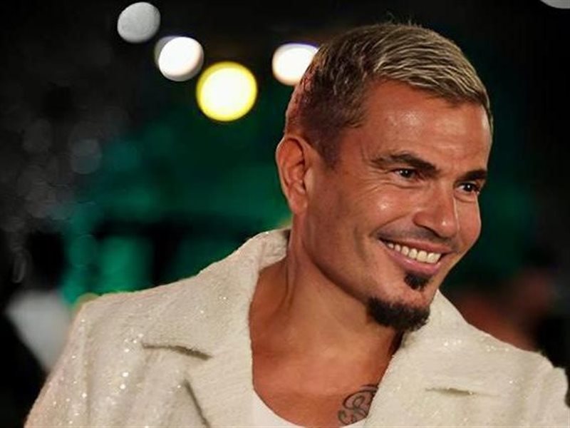 عمرو دياب بعد تعاقده مع سوني لعرض أعماله: انتظروا الابتكارات الجديدة 