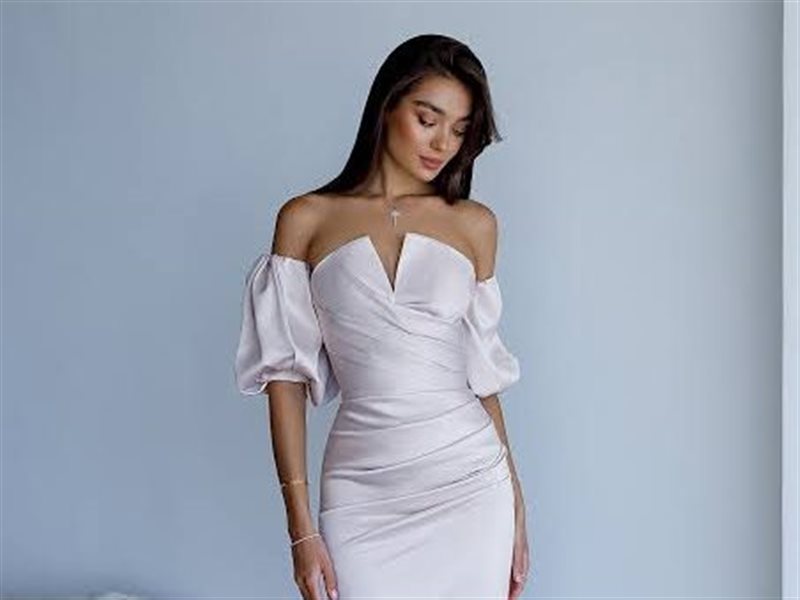 7 إطلالات ساحرة للاحتفال بعيد الحب.. أزياء تعكس شخصيتك وتألقك 