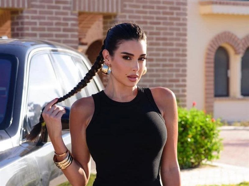 ياسمين صبري بإطلالة تتخطى سعرها نصف مليون جنيه في الرياض