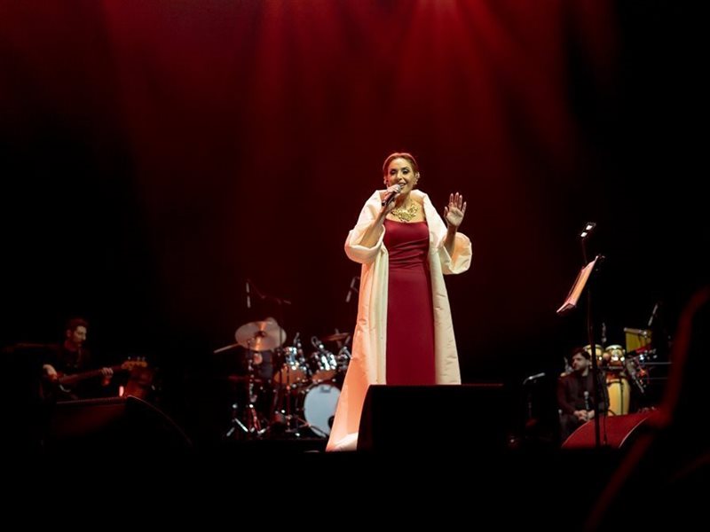 عبير نعمة تتألق في حفلها بدار أوبرا دبي 