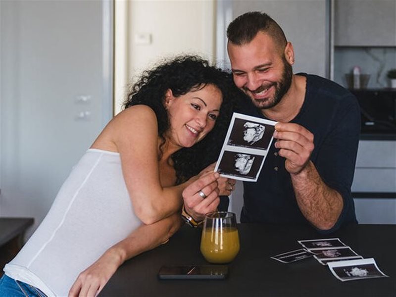 هل يمكن تحديد نوع الجنين قبل الحمل؟.. طبيب يجيب 