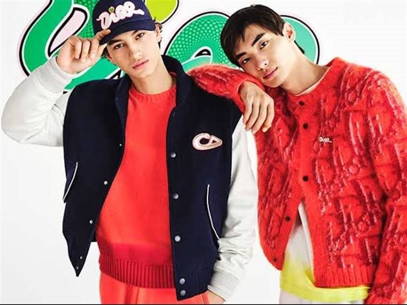  بعد ٦ سنوات.. كيم جونز يتعاون مع Kaws في مجموعة رجالية لدار Dior