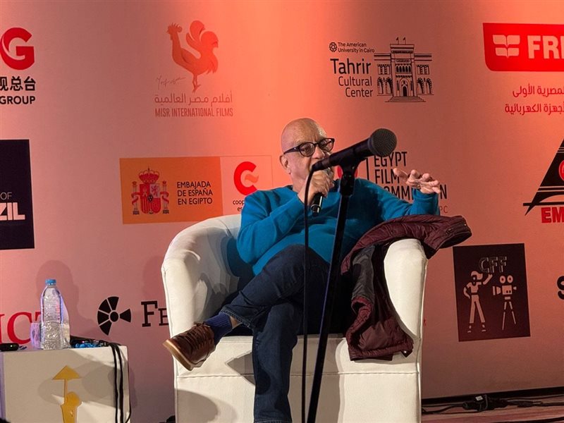 بدء ندوة خيري بشارة ضمن فعاليات مهرجان القاهرة السينمائي 