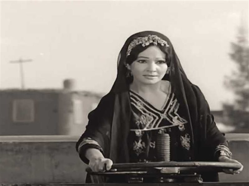 غدا.. عرض فيلمي 