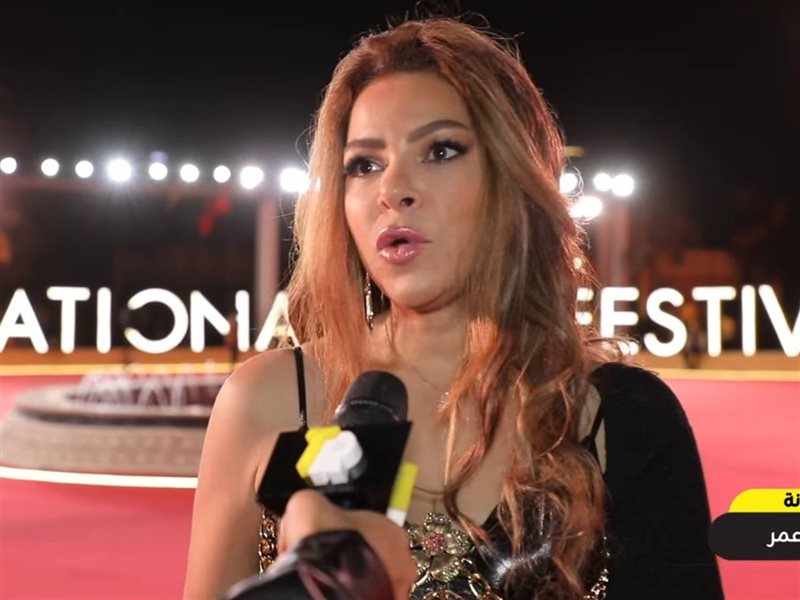 ألفت عمر: مهرجان القاهرة السينمائي تضامن قلباً وقالباً مع فلسطين.. وأدعم  آسر ياسين