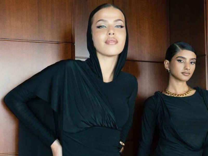 تعاون عارضة الأزياء المصرية مي ياقوت مع ماركة نورا الإمارتية