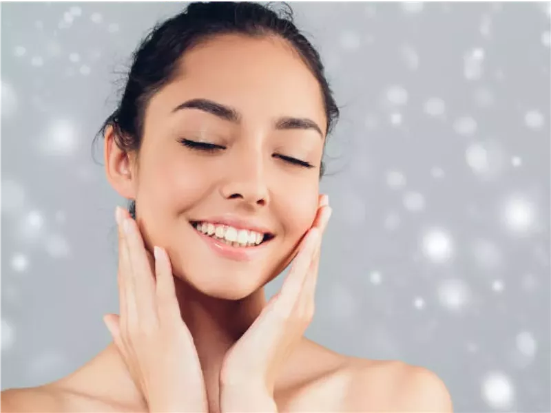 روتين الشتاء للعناية بالبشرة الحساسة 