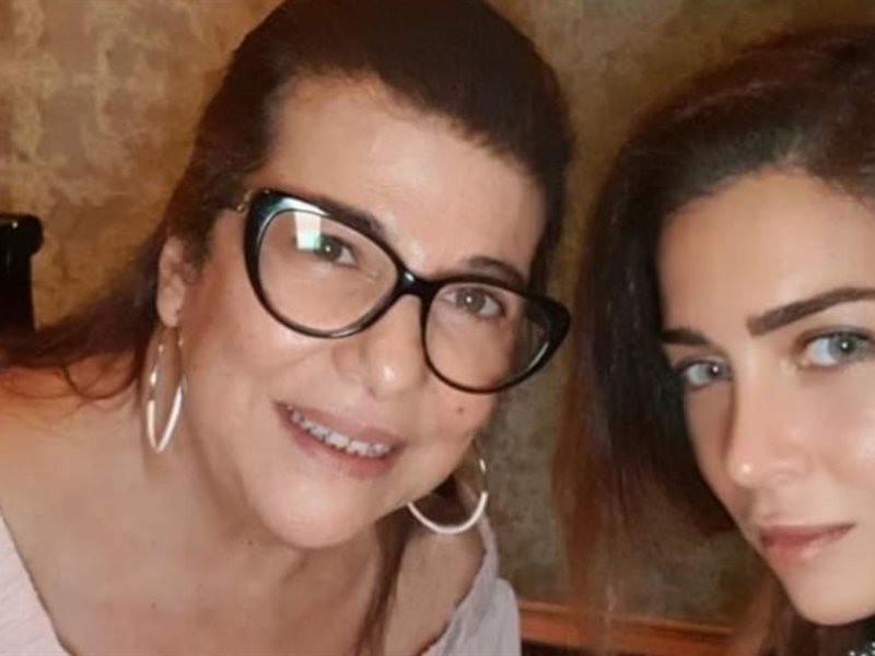 عاجل.. وفاة والدة مي عز الدين 