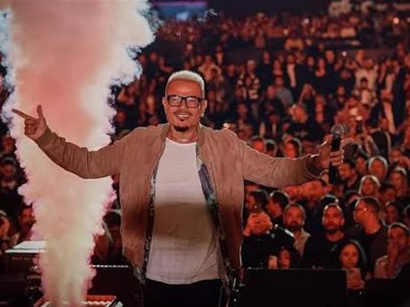 عمرو دياب يحيي حفلا غنائيا بدبي.. الليلة 