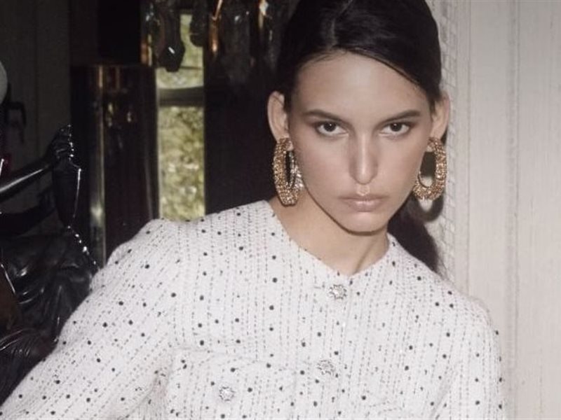 مجموعة أنيقة لـ إيلي صعب في موسم الأعياد  