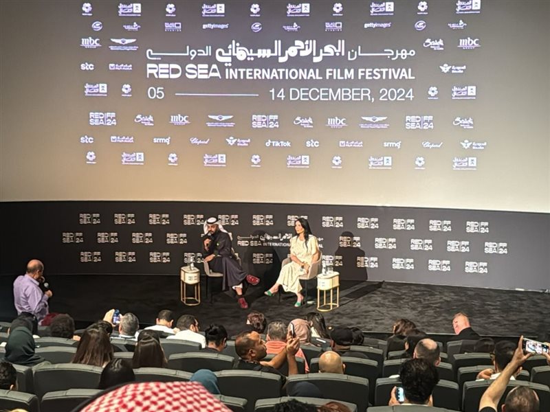  منى زكي: رحلة 404 قصة حب 11 سنة وسعيدة بتكريمي في مهرجان البحر الأحمر 