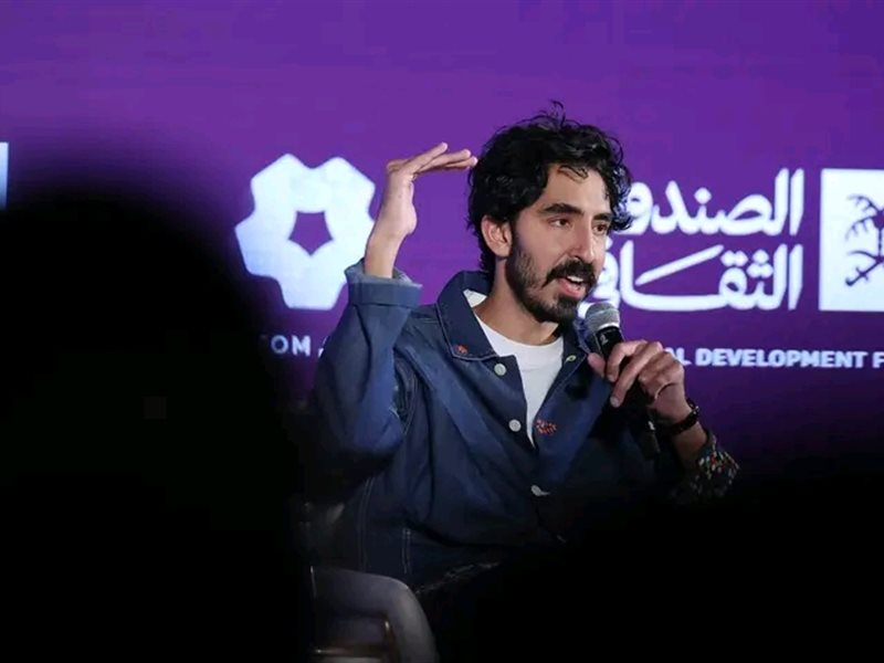 لقطات من ثالث جلسات سلسلة “ممثل تحت المجهر” مع النجم ديف باتيل بمهرجان البحر الأحمر  