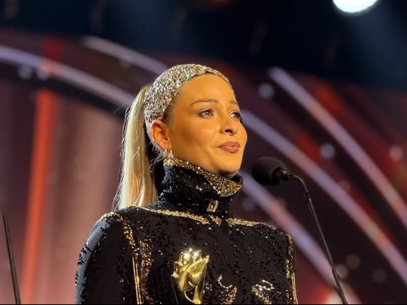 باميلا الكيك تتألق في حفل الموريكس دور 2024 بإطلالة جريئة ومبتكرة 