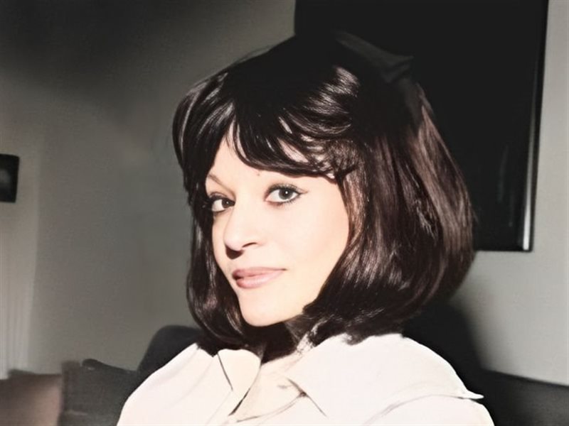 غادة السمان رائدة الأدب العربي المعاصر وأيقونة الإبداع الأدبي