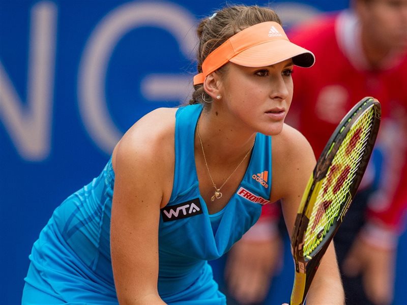 تألق بيليندا بنتشيتش عودة قوية إلى ملاعب التنس بعد إجازة الأمومة