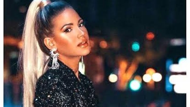 اطلالات شتوية لسهرات