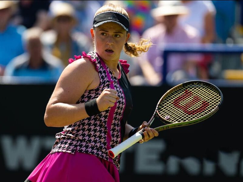 أوستابنكو تتجاوز فريخ وتستعد لمواجهة كيز في ثمن نهائي أديلايد