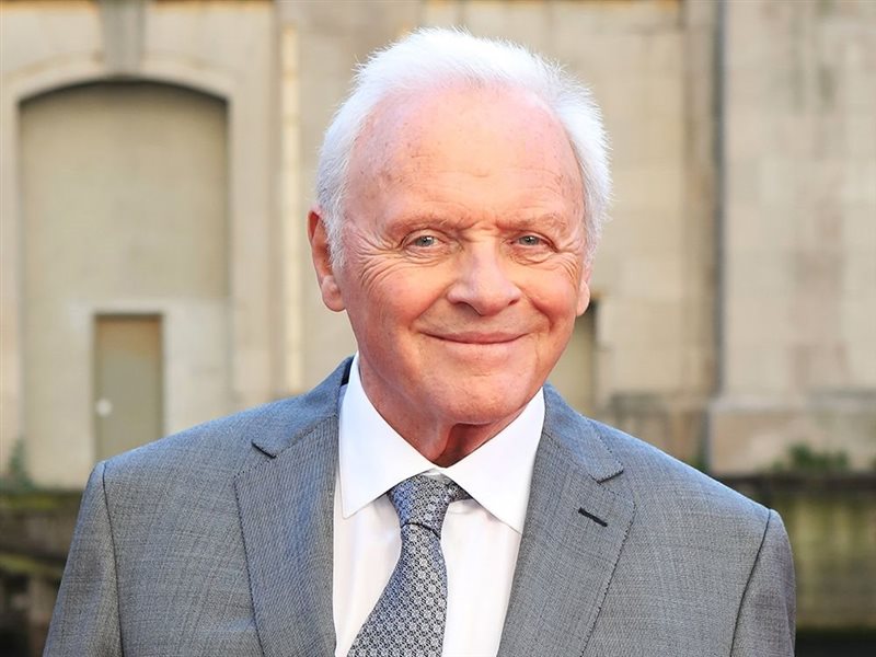 أنطوني هوبكنز مسيرة فنية حافلة بالإنجازات والجوائز