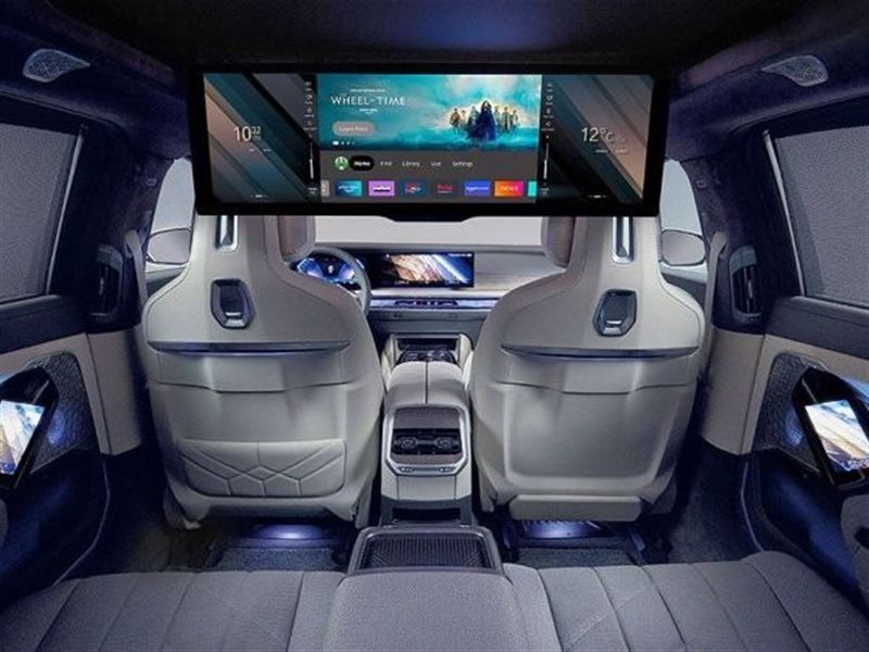 أفضل السيارات الكهربائية لعام 2025 بين الفخامة والكفاءة الاقتصادية