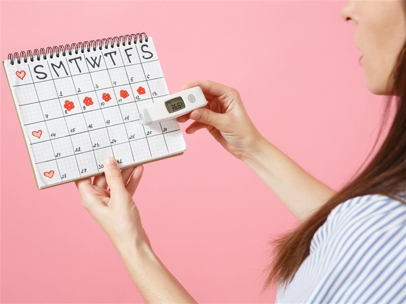 طرق طبيعية لتسريع نزول الدورة الشهرية.. هل للأطعمة دور؟ 