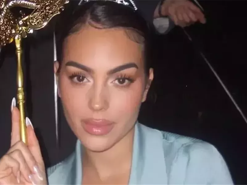 كريستيانو رونالدو يحتفل بعيد ميلاد جورجينا برسالة رومانسية 