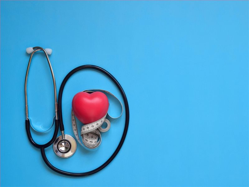 منها التعرق البارد والغثيان..أعراض النوبة القلبية التي لا يجب عليك تجاهلها أبدًا 