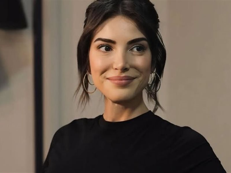 دينيز بايسال وبوران كوزوم يجتمعان في عمل فني 