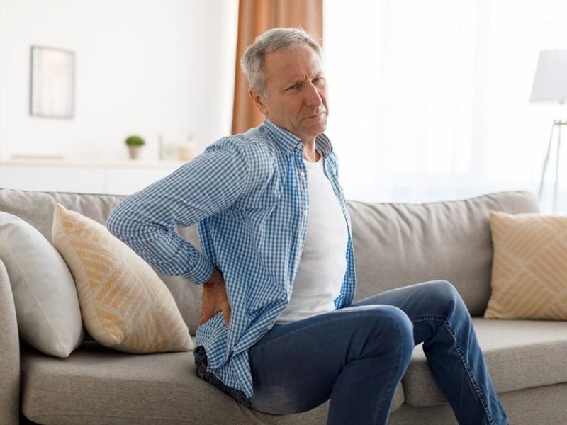 أسباب آلام أسفل الظهر في الجهة اليمنى 