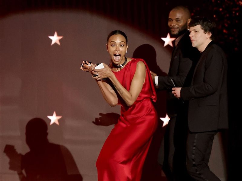 القائمة الكاملة للفائزين في حفل جوائز النقاد 2025 في نسخته الـ30