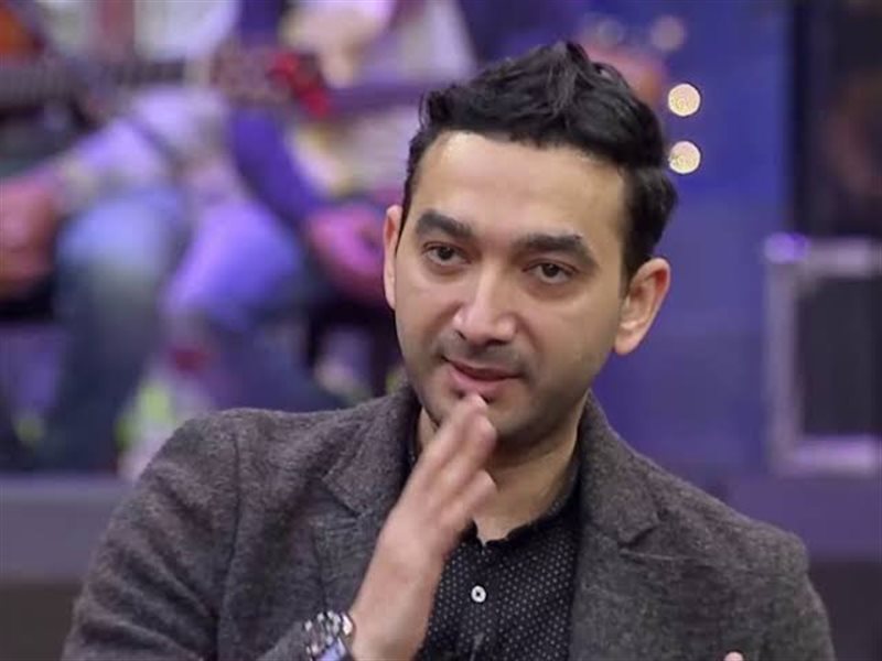 نادر حمدي: التوزيع أخذني من الغناء وبشتغل على ألبومي الجديد| خاص