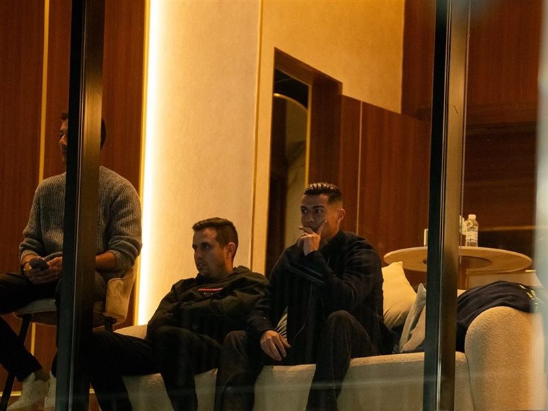  رونالدو ونجوم الرياضة العالميون يضيئون بطولة 'بريمير بادل P1' في موسم الرياض